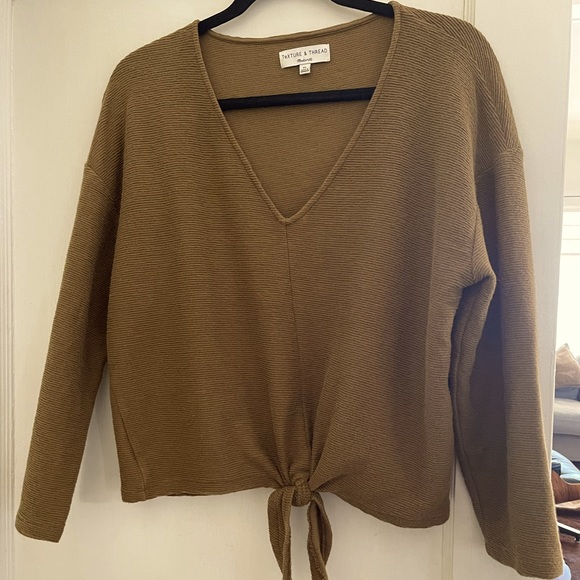 Madewell Tops - Texture & Thread Long sleeved, tie-front top.